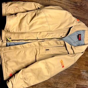 tan Ariat FR jacket like new only worn a couple of times, like new.